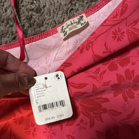 Something about you puff shoulder - Picture 3 of 5